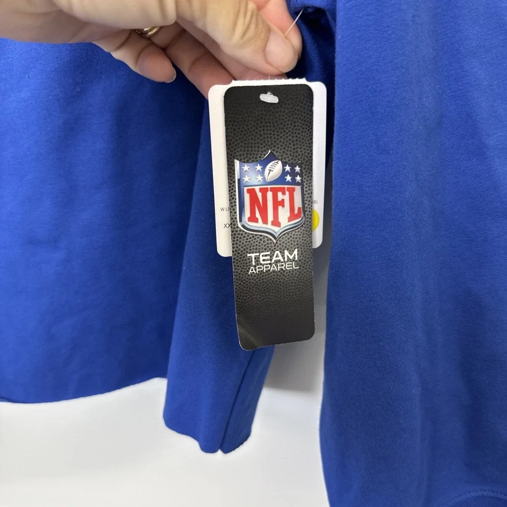 NFL Team Apparel New England Patriots women Crop Long Sleeve‎ Blue Old Logo  XXL